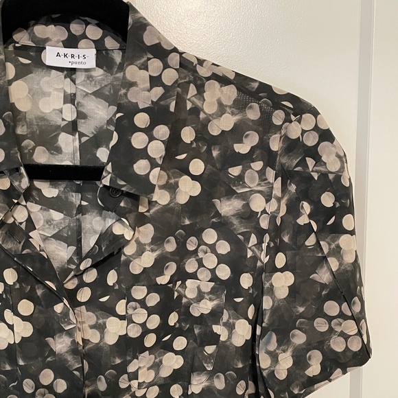 LAST CALL: AKRIS PUNTO Dot Patterned s/s BF Top Shirt US 10 (runs small, M) VGC - Picture 5 of 8